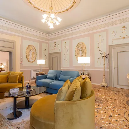 Corte Realdi - Palazzo Camozzini * Verona
