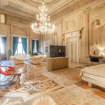 Corte Realdi - Palazzo Camozzini Verona