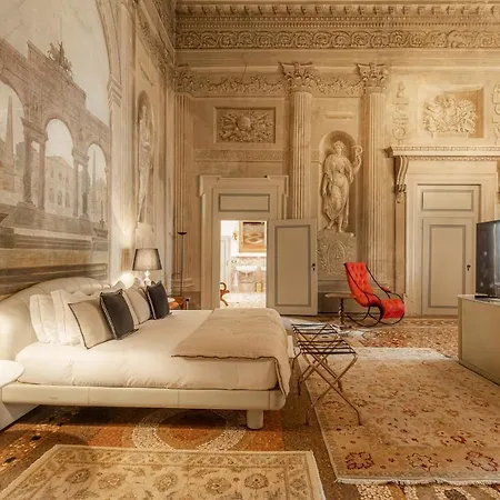 Corte Realdi - Palazzo Camozzini * Verona